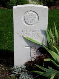 Klagenfurt War Cemetery - Mouna, John Maxwell
